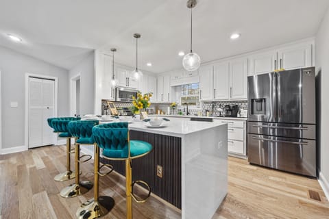 "Summer Inspired" Fully Stocked Kitchen W/Brand New Samsung Appliances & Cooking Condiments such as Oil, Vinegar, Seasoning Salts, Flour, Sugar, Spaghetti Noodles, Macaroni, and Bowtie Pasta.