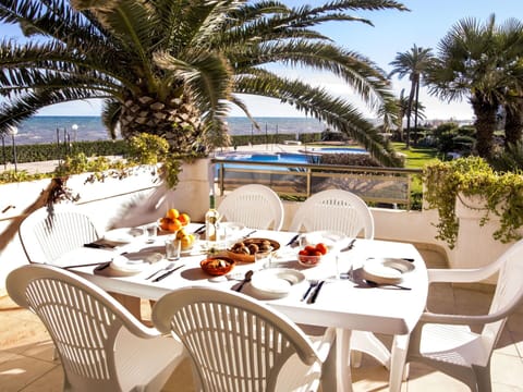 Table, Furniture, Property, Tableware, Sky, Plant, Chair, Tree, Outdoor Furniture, Outdoor Table
