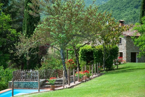 Casale Rancaccio, private rental home with pool