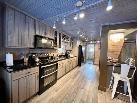 Entry into the Kitchen