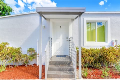 10/10 for me. Check in was easy. You wont regret it- Sheaundra