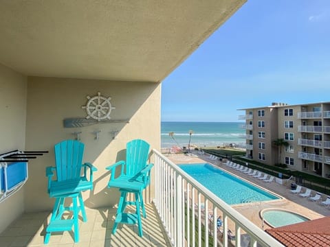 balcony beach view
