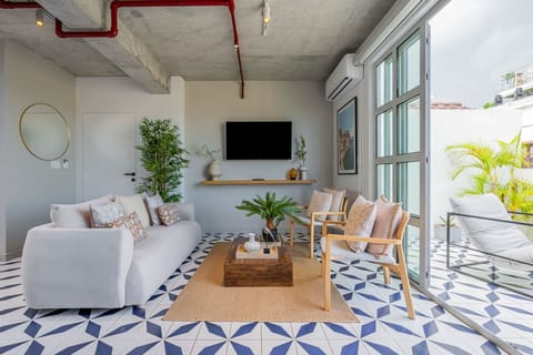 Welcome Wynwood House