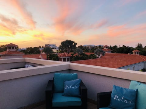 Beautiful sunsets from a large deck. 