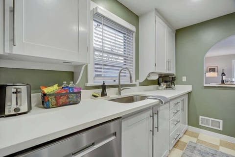 Enjoy cooking up your favorite meals in the fully stocked kitchen!