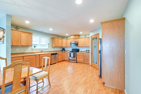 Kitchen | Blender | Crockpot | Cooking Basics