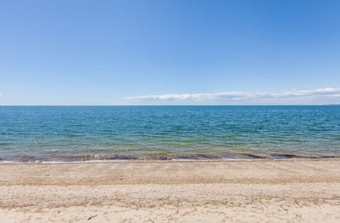 3a9500e5-18a8-4151-9e48-43b211234fe5