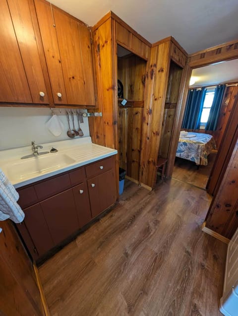 ce34b372-f221-487f-973e-947e9a569fab