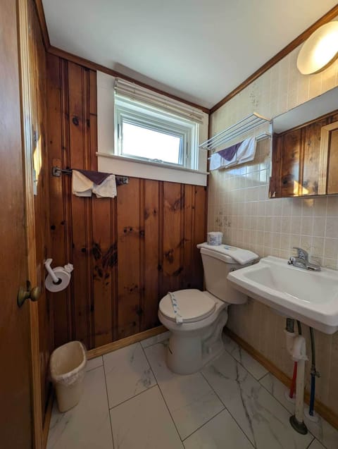 b0f72f00-11bd-4977-ad2b-fdf94128d530