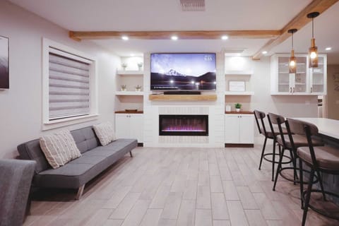 cozy area TV 75 inches