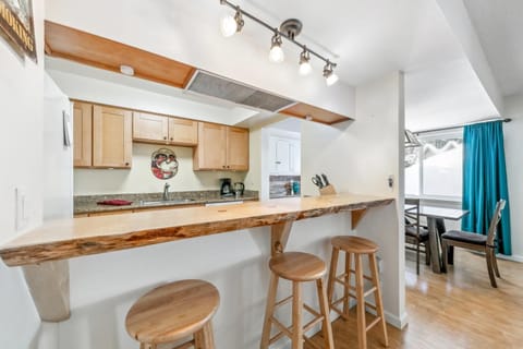 Bar seating for three