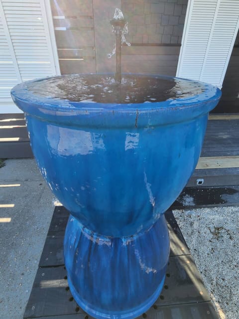 Grand entrance to start the feeling of relaxation off here at the beach.