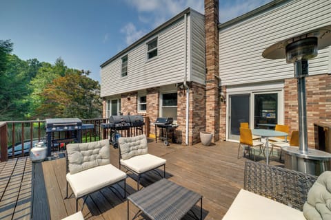 Furnished Deck | Outdoor Lounge Area | Grill & Smoker