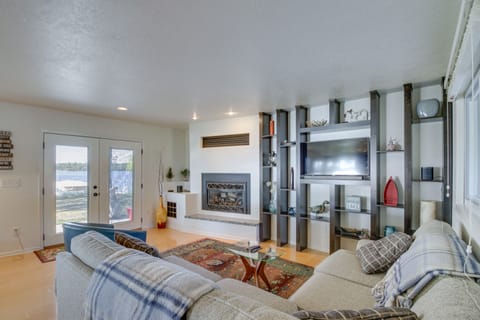 Walker Vacation Rental | 3BR | 2BA | 1,360 Sq Ft | 2 Exterior Stairs