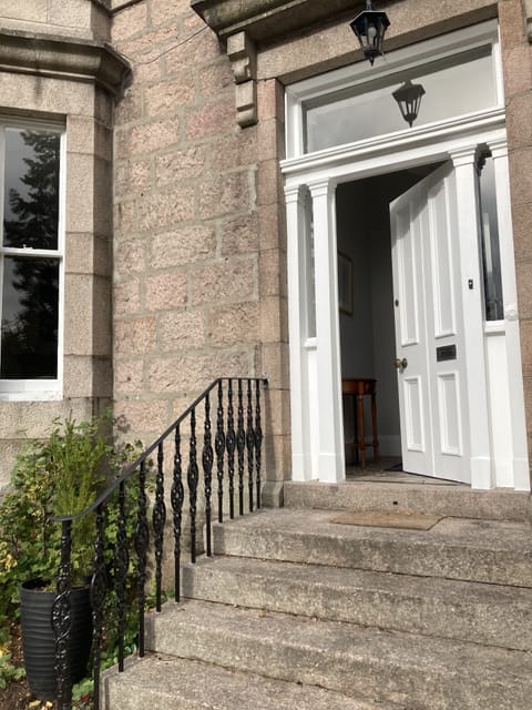 Welcome to Glenbardie - the seven steps up to the front door of the house