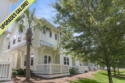 Welcome to Beach Kruzer located in Prominence on 30A!