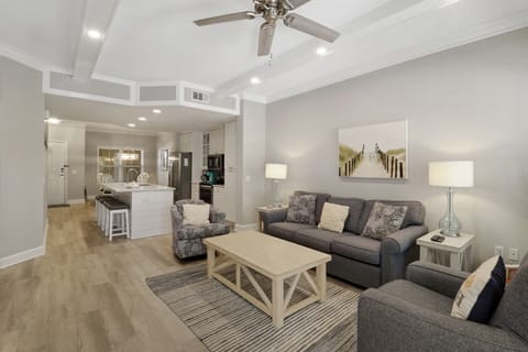 103 North Shore Place | Living Room - 103 North Shore Place | Living Room