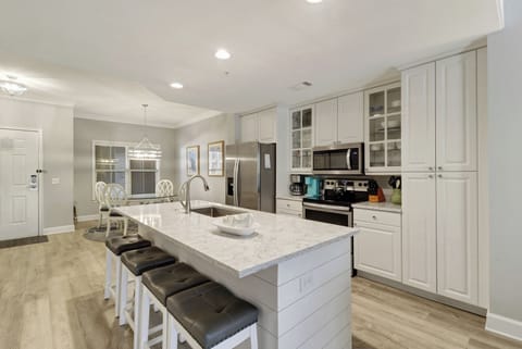 103 North Shore Place | Kitchen - 103 North Shore Place | Kitchen