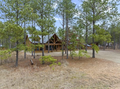 Slip into vacation mode at The Conifer Cabin—where luxury, nature, and comfort come together in one unforgettable escape.