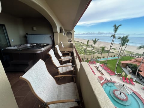 Hottub on Balcony