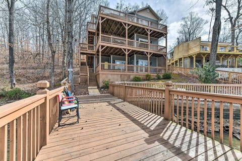 Lexington Vacation Rental | 3BR | 2.5BA | 1,500 Sq Ft | Stairs Required