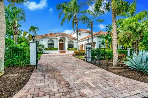 Casa Playa - Siesta Key Luxury Rental Properties