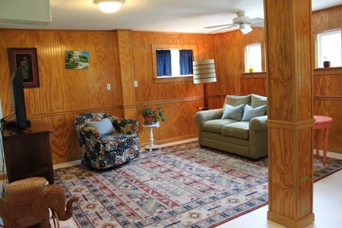 Spacious living space with Smart TV. Netflix and Hulu provided. 
