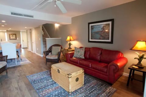 Hilton Head Island condo just steps from Folly Field Beach