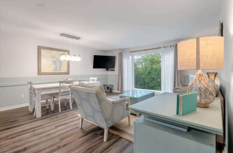 Eating and living areas