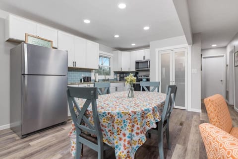 Sit, sip, and savor—this charming dining area is ready for anything.