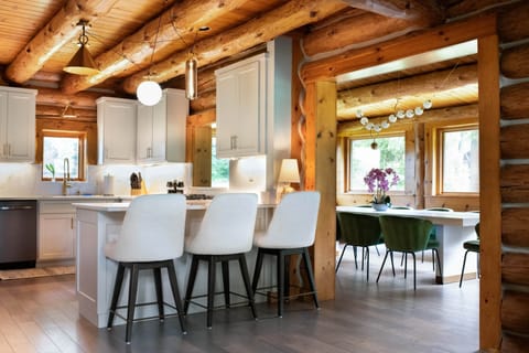 Loggerhead - Kitchen (4)