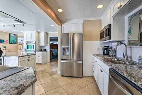 Kitchen | 2 Wall Ovens | 2 Dishwashers | Cooking Basics