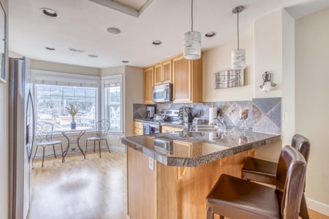 Kitchen Counter Seating