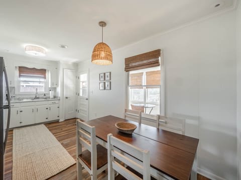 Dining Table & Kitchen