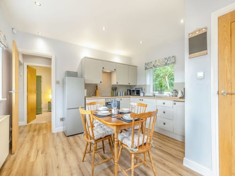 Kitchen/diner | Woodlands Barn, Chinley