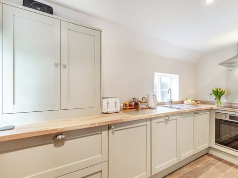 Kitchen | The Cottage, Chelmsford