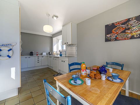 Plant, Building, Sky, Window, Snow, House, Larch, Tree, Natural Landscape, Cottage