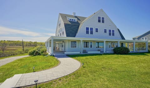 Wraparound porch for multi-angle views and maximum outside enjoyment
