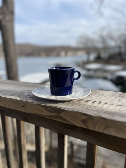 Mornings at the lake are waiting for you!