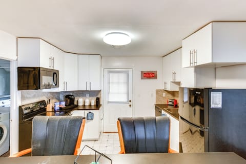 Kitchen | Dishwasher | Refrigerator