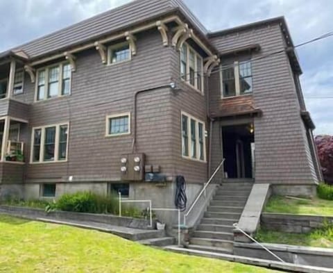 A6ba65c9 437b 4d1b b492 e2035deff9f8