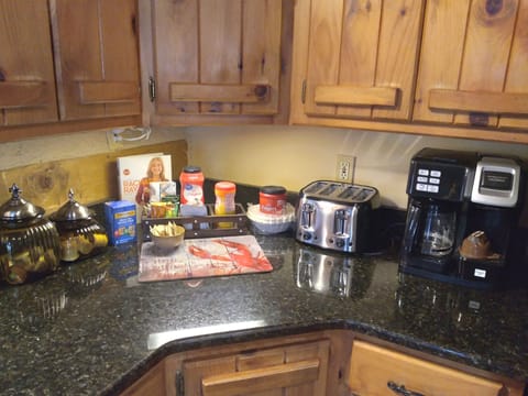 Breakfast and coffee/tea station.


