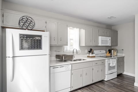 All appliances, amenities, silverware, dinnerware, cookware and accommodations have been considered and covered so all you need to worry about is family, friends, work or play. We've got the lodging handled. High Speed Internet too!