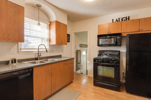 Kitchen | Cooking Basics | Coffee Maker