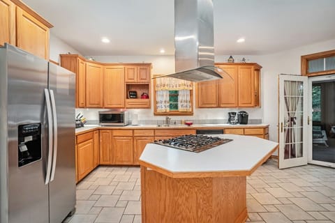 Fully equipped kitchen has everything you need for meals at home