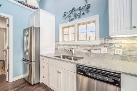 Fully equipped kitchen with everything you need to make a meal at home