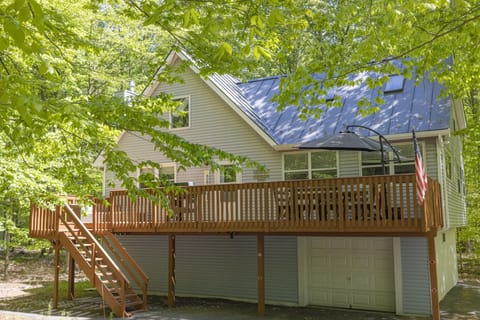 Large Deck for Entertaining with Large Paved Driveway that Fits Four Vehicles