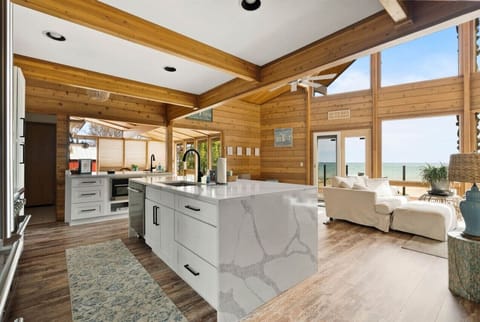Gorgeous kitchen island and more lake views!