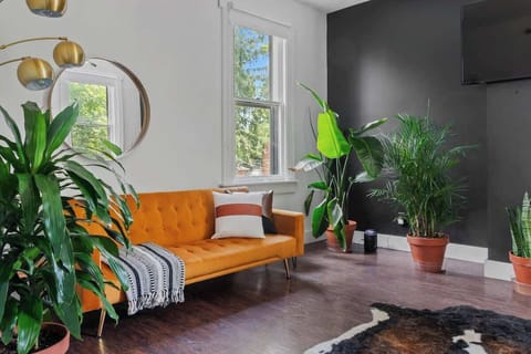 Clean and Modern: Our living room features modern decor and a spotless environment. The comfortable seating and spacious layout ensure a pleasant stay. Ideal for relaxing and entertaining