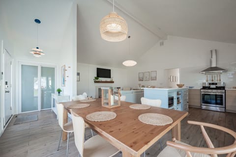 Large open living room/kitchen/dining